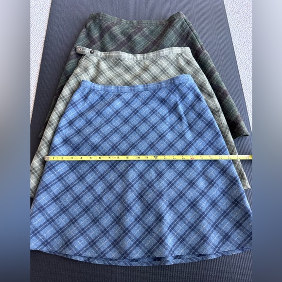 Abercrombie & Fitch A-line skirts, set of three, size 4 - Picture 2 of 13